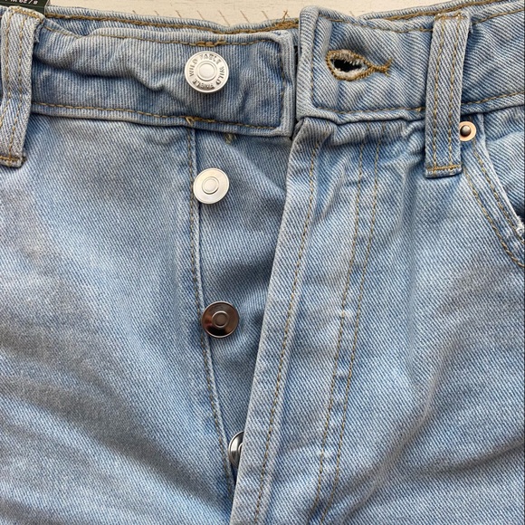 Jean shorts 🦋 - Picture 3 of 6